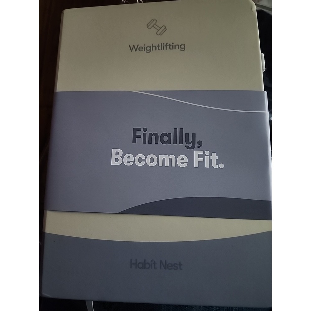 The Weightlifting Transformation Gym Journal by Habit Nest. Hardcover BRAND NEW